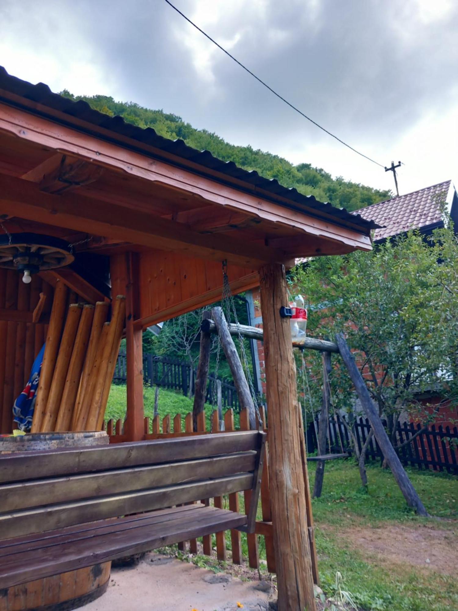 Jovan Sipovo Exterior photo